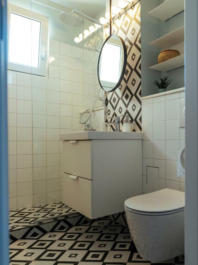 Parklake Design Apartment - Fabulous View - Netflix Bucareste Exterior foto